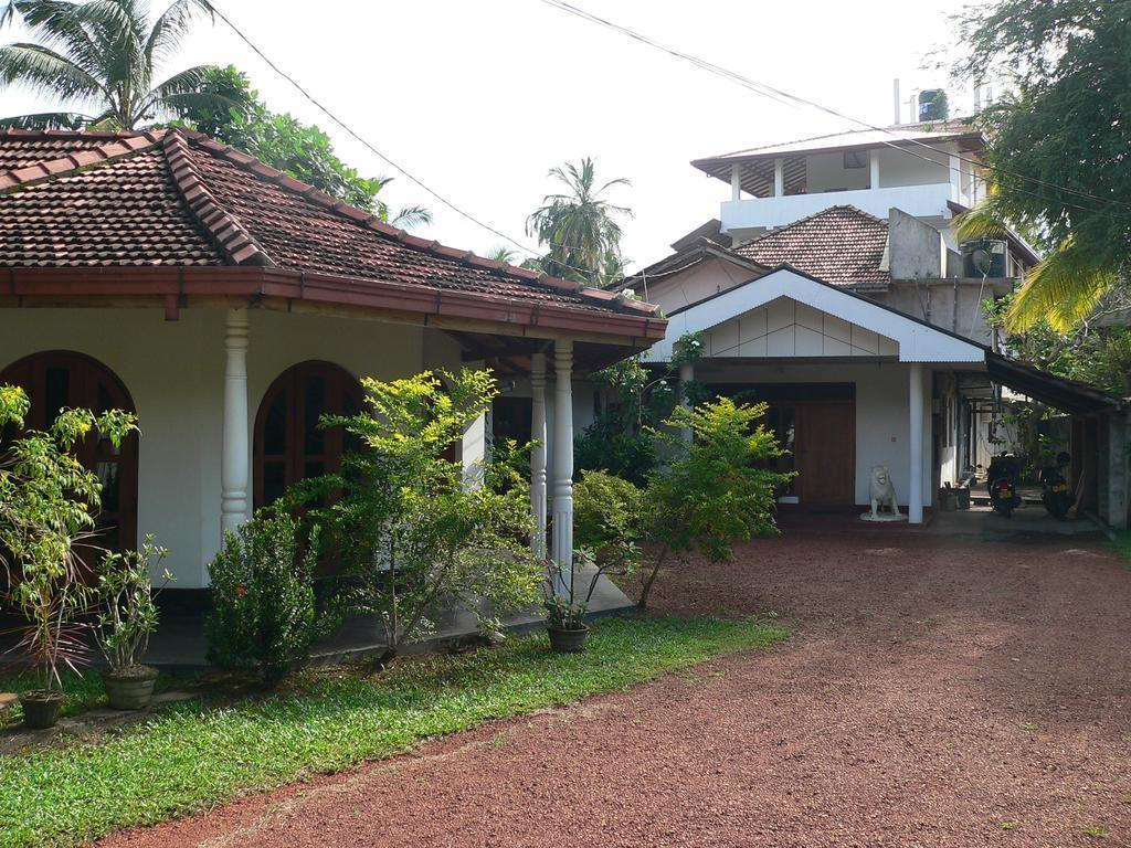 Gaestehaus Isabella Beruwala Exterior foto